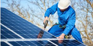 Installation Maintenance Panneaux Solaires Photovoltaïques à Lioux